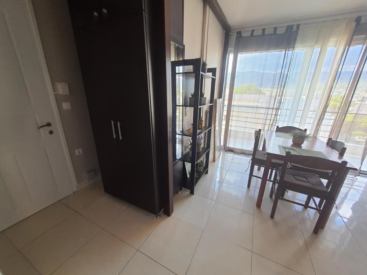 Seaside Beach Apartment Kalamata Exterior photo